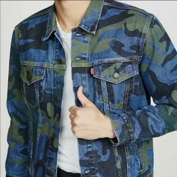 Levis Premium Camo Trucker Jacket Paint 